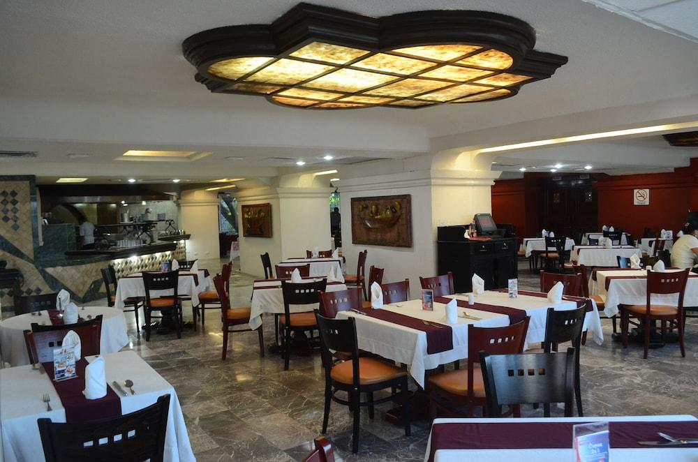 Hotel Maya Tabasco Вильяэрмоса Экстерьер фото